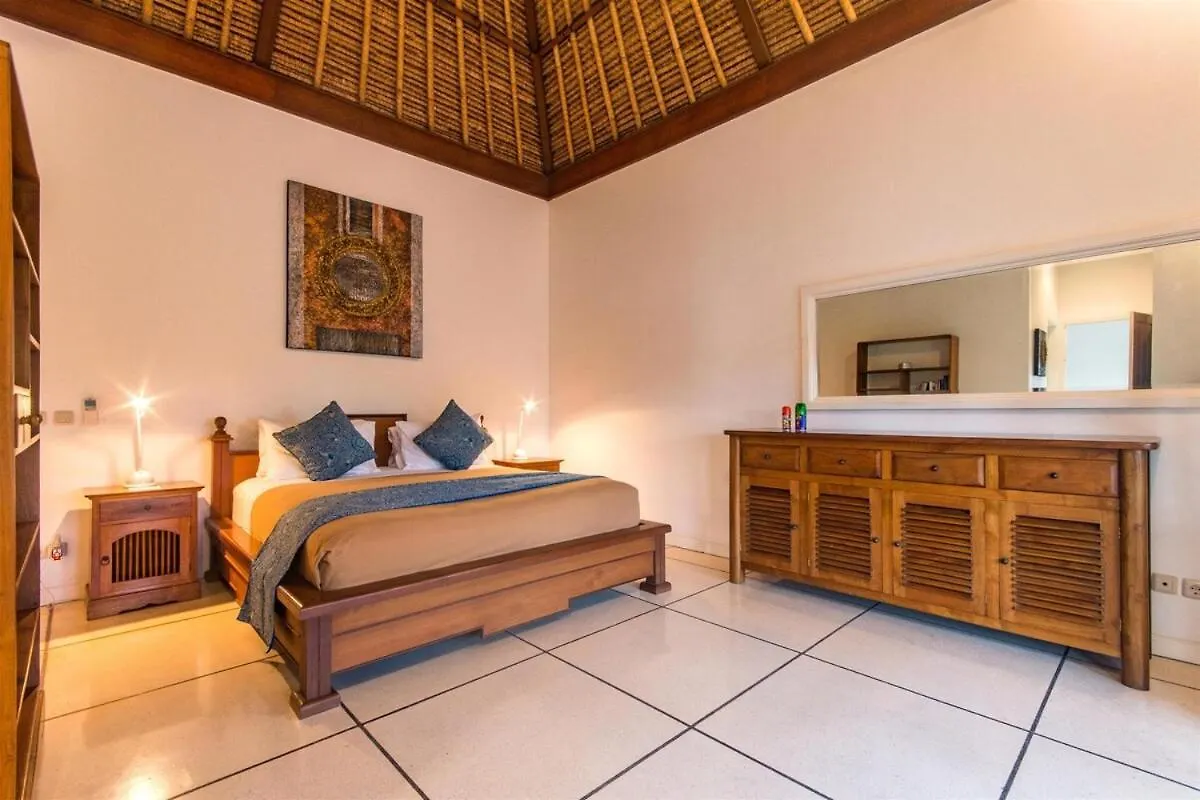 4 Bedroom Family Villa With Pool Seminyak