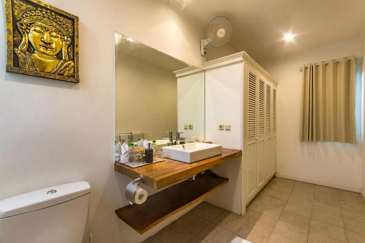 4 Bedroom Family Villa With Pool Seminyak
