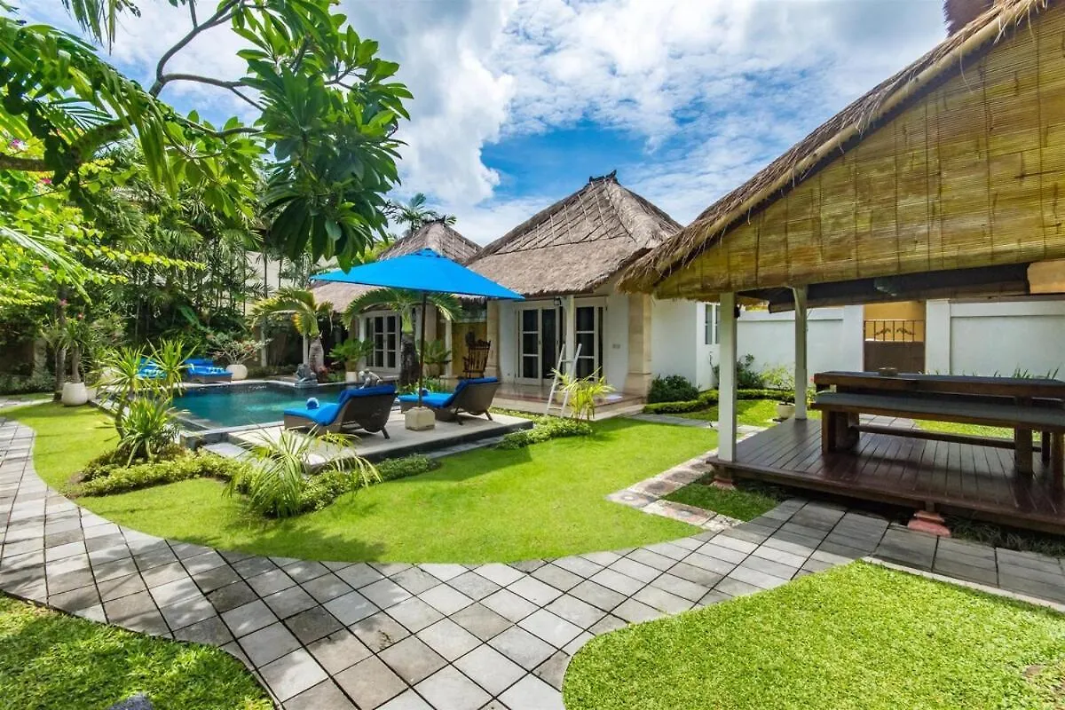 4 Bedroom Family Villa With Pool Seminyak